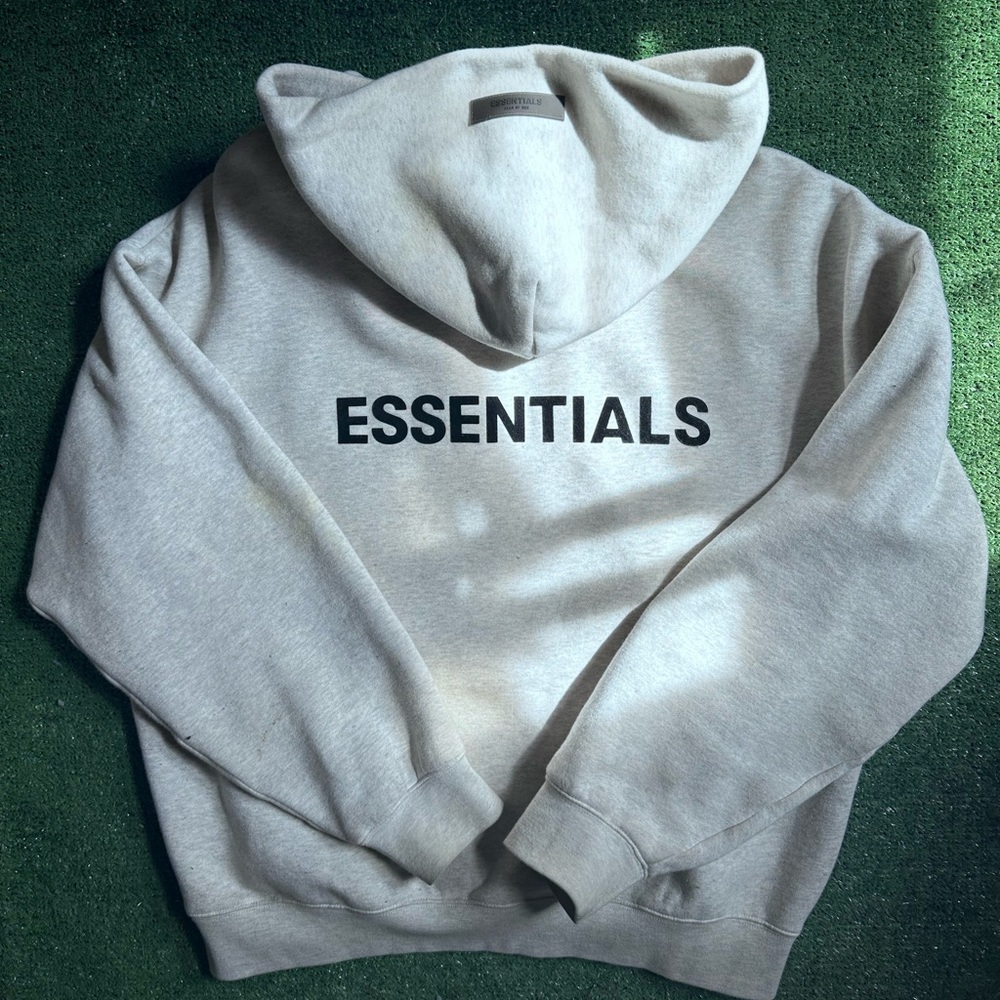 FEAR OF GOD Essentials Hoodie